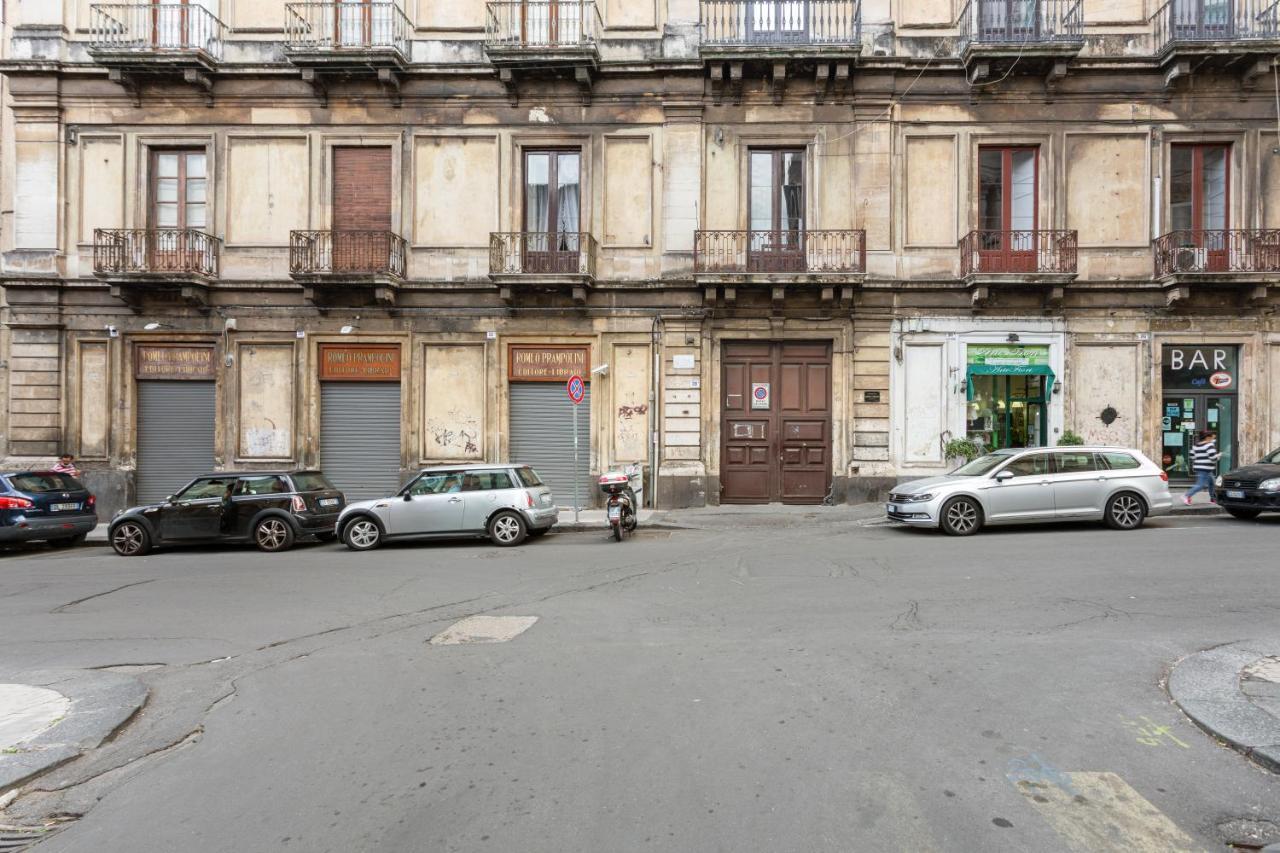 With Terrace- Casa Mariella Apartment