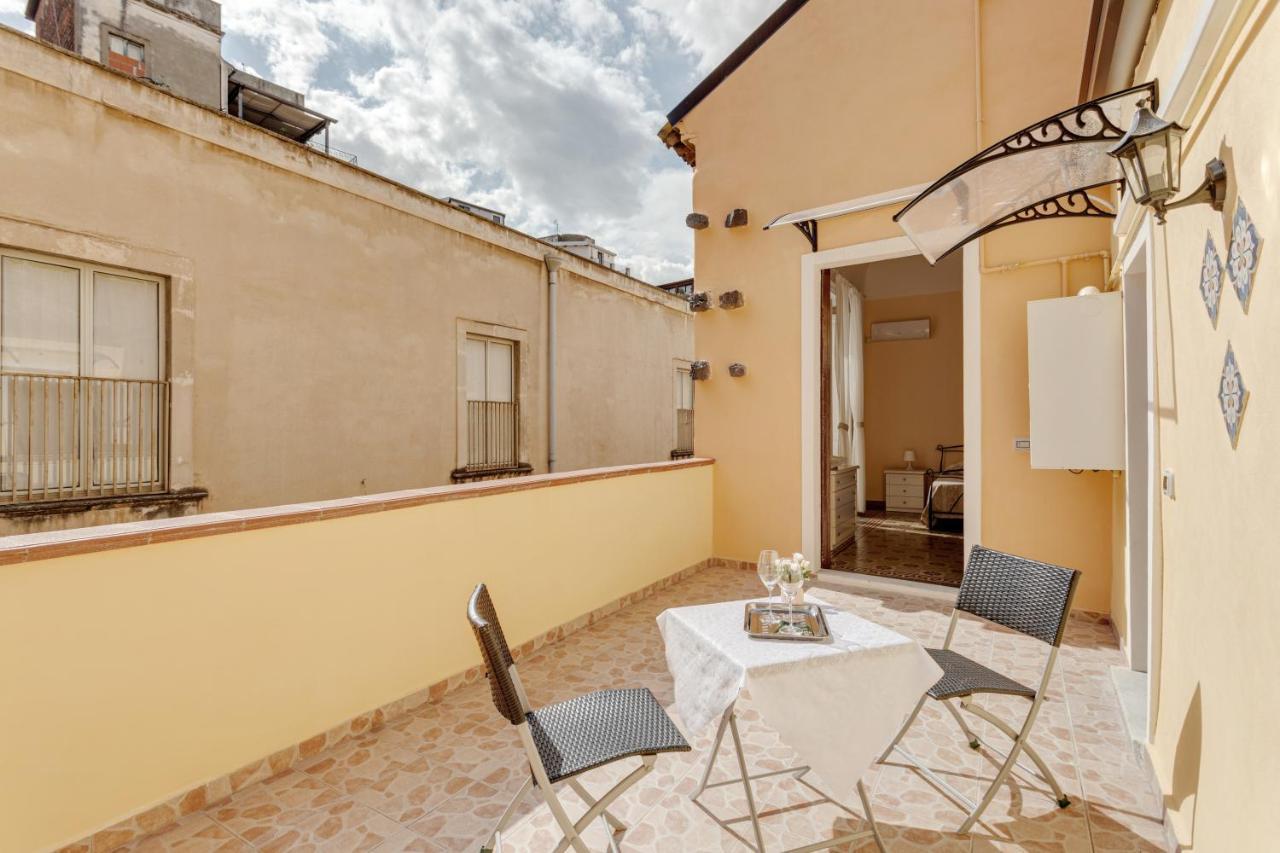 With Terrace- Casa Mariella *